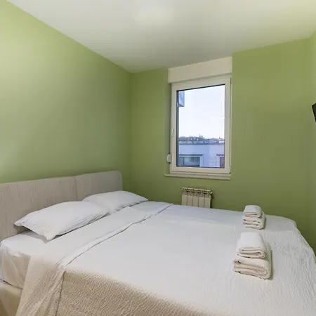 Modern & Fully Equipped Apartment In Center Of Sarajevo سراييفو