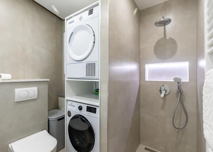 Modern & Fully Equipped Apartment In Center Of Sarajevo شقة سراييفو