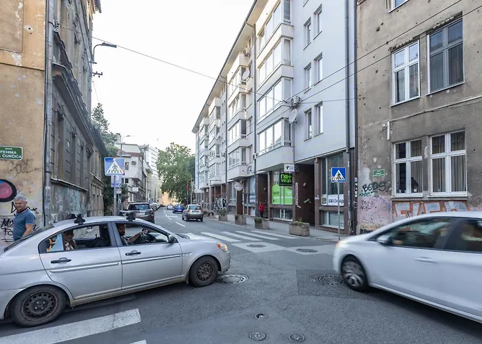 Modern & Fully Equipped Apartment In Center Of Sarajevo *